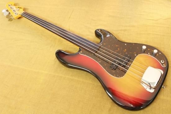 Navigator ESPIONAGE BASS PB Type Fretless - Geek IN Box