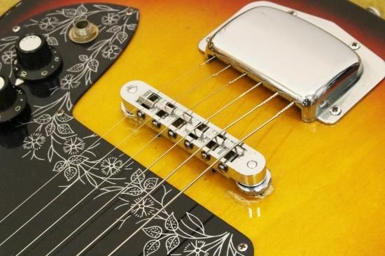 Teisco E-110 Tulip - Geek IN Box Teisco E-110 Tulip - Geek IN Box