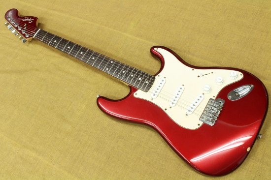 Squier by Fender Affinity Stratocaster CAR - Geek IN Box