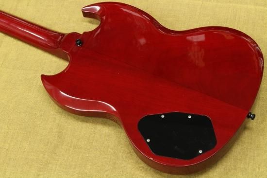 Orville EB-3 SG Bass '95 - Geek IN Box Orville EB-3 SG Bass '95 - Geek IN Box