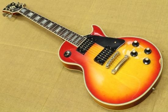 Greco EG500C 1981 Les Paul Custom Type - Geek IN Box Greco EG500C 1981 Les Paul Custom Type - Geek IN Box