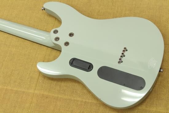 【YAMAHA】軽量エレキギター RGXA2 白 RGXA2 - Overview - Electric Guitars - Guitars, Basses & Amps