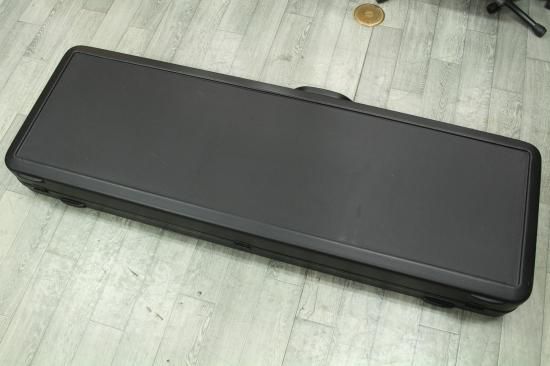 Fender Bass Hard Case - Geek IN Box