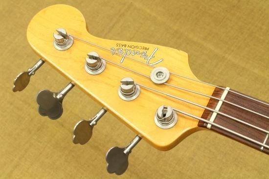 Fender USA American Vintage 62 Precision Bass 06' 4.05kg