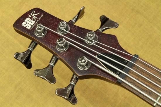 Ibanez SR505 - Geek IN Box