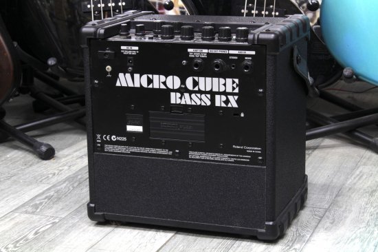 Roland MICRO CUBE BASS RX   Geek IN Box