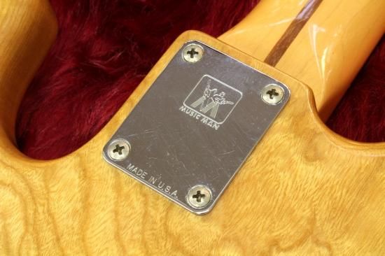 vintage】Musicman Stingray NAT Pre Ernieball Figuared 1P ASH 5.1kg