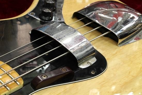 Fender 1976 Jazz bass リフィニッシュ 4.21kg #7631050 - Geek IN Box