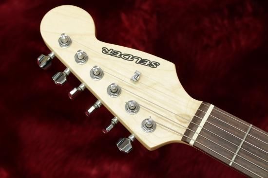 Selder Stratocaster Purple Burst - Geek IN Box Selder Stratocaster Purple Burst - Geek IN Box