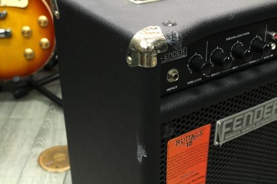 Amazon.com: Fender Rumble 15 Bass Combo Amplifier Bundle