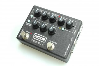 MXR M-80 bass d.i.