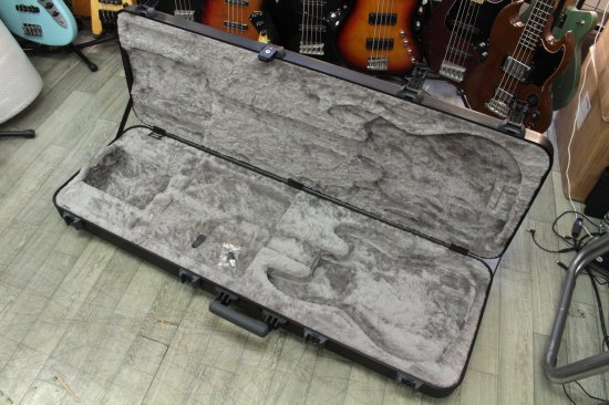 Fender American Professional Hard Case for Jazz Bass - Geek IN Box