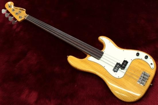 Navigator ESPIONAGE BASS PB Type Fretless - Geek IN Box