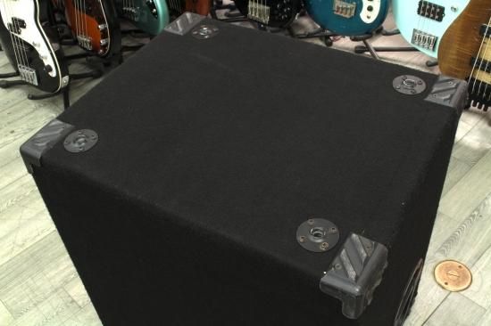 Eden D410 XST 1000W - Geek IN Box