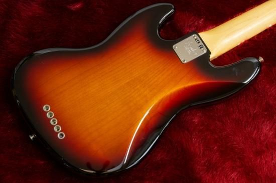 Fender USA American Professional Jazz Bass V 3TS 4.41kg
