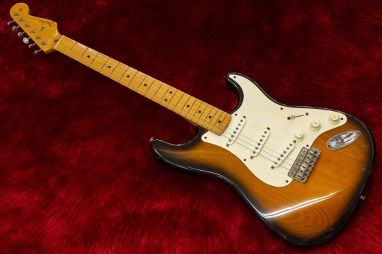 Fender American Vintage 1957 Stratocaster 2TS 1993 3.56kg #V065548 - Geek  IN Box