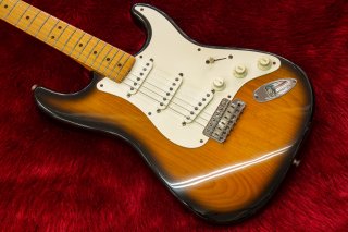Fender American Vintage 1957 Stratocaster 2TS 1993 3.56kg #V065548