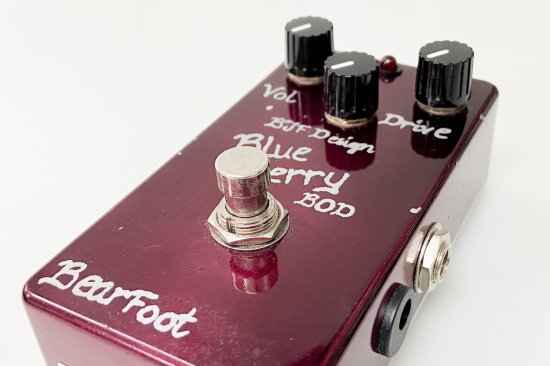 Bearfoot Guitar Effects BlueBerry Bass Overdrive - Geek IN Box