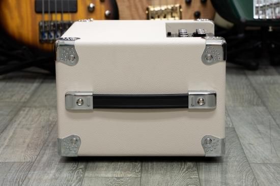 PHIL JONES Bass Cub Pro ホワイト Phil Jones Bass (PJB) Bass CUB Pro / White｜ミュージック