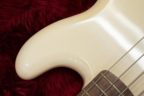 used】Fender Japan / PB555 WHT #A009462 4.21kg【委託品 used】Fender Japan / PB555 WHT #A009462 4.21kg【委託品