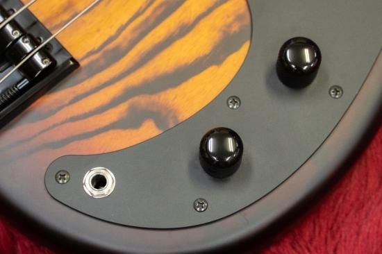 【used】Black Smoker BETA-P5SM 5弦ベース Black Smoker BETA-P5 / Vintage White-Light Aged 国産 5弦