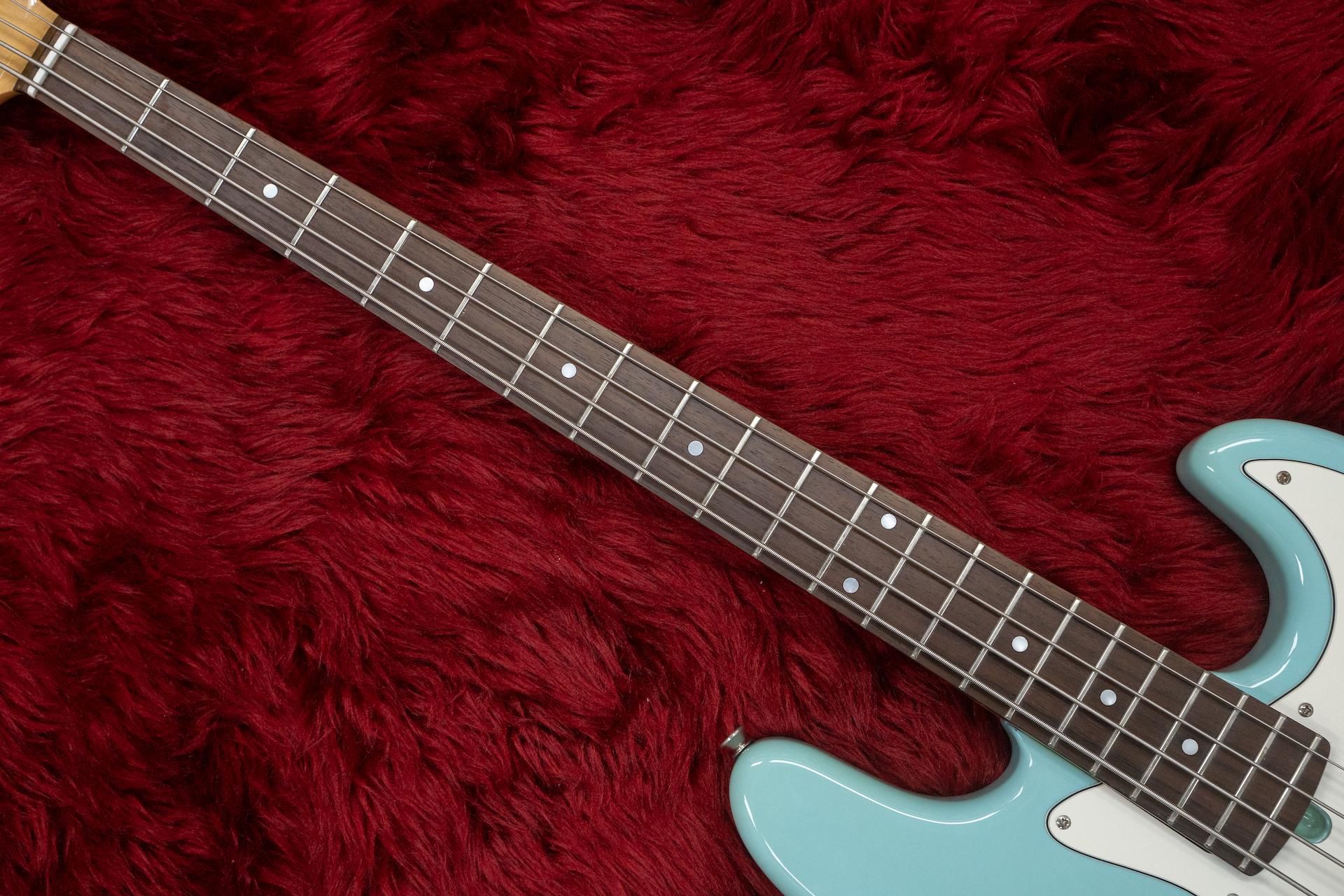 □Bacchus BJB JAZZ BASS Fender ヘッド バッカス - メルカリ