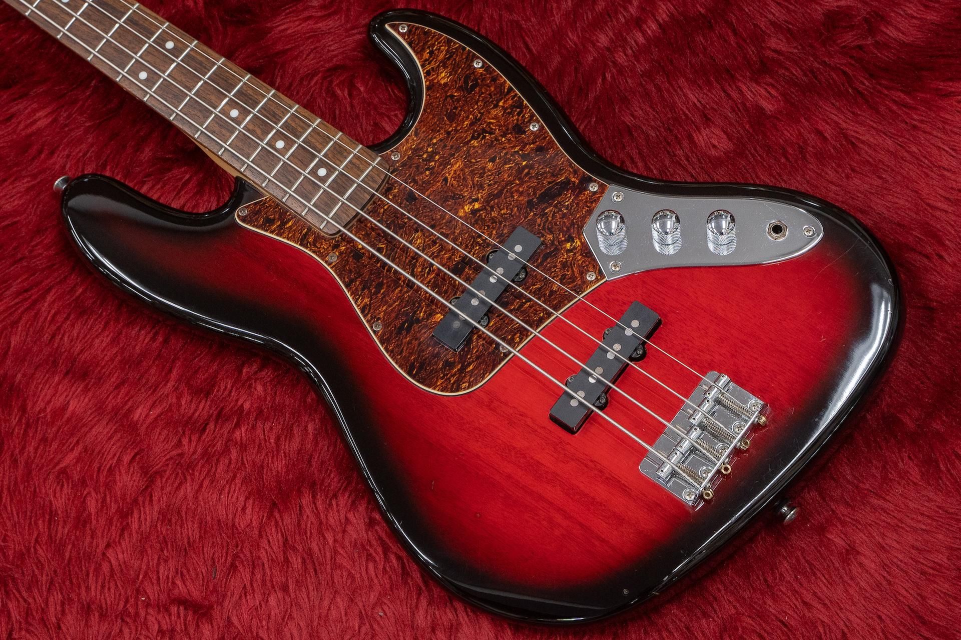 Squier JazzBass 2Tone Red Burst Standard