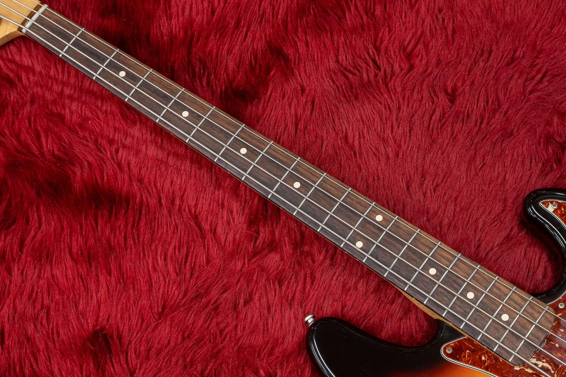 ベース Custom Bass zz28-featured-custom-bass-guitar - CB Basses