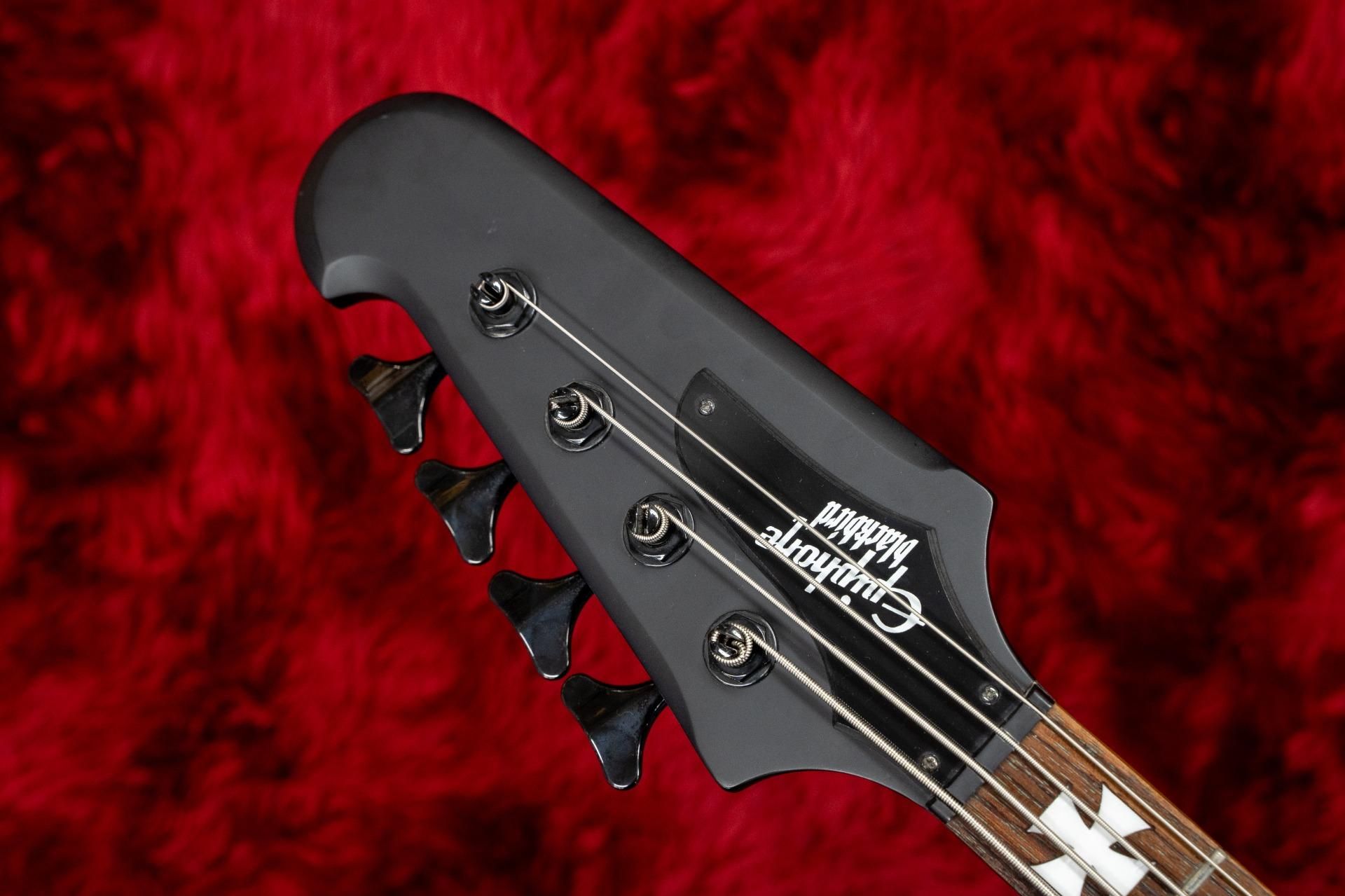 DISC Epiphone Nikki Sixx Blackbird Bass Guitar at Gear4music