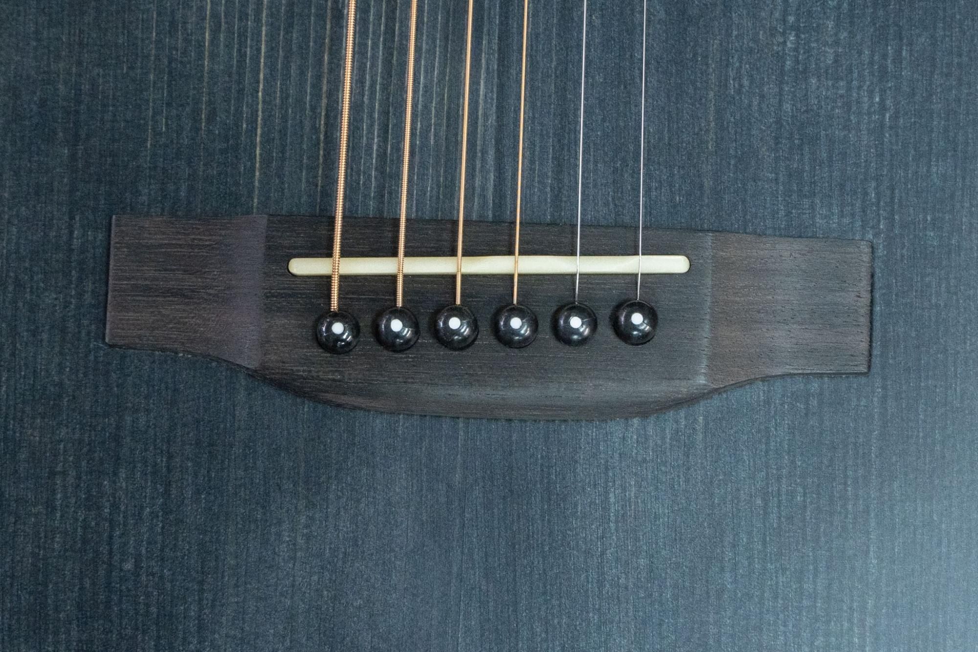 new】NAGI GUITARS / kuro mini 【横浜店】 - Geek IN Box
