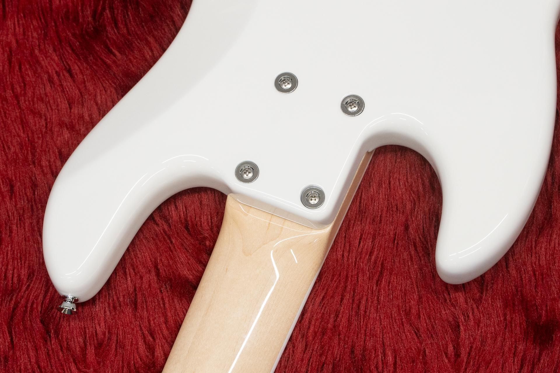 new】Xotic Bass / XJ-Core 5st Olympic White/Alder/R/MH/XTCT