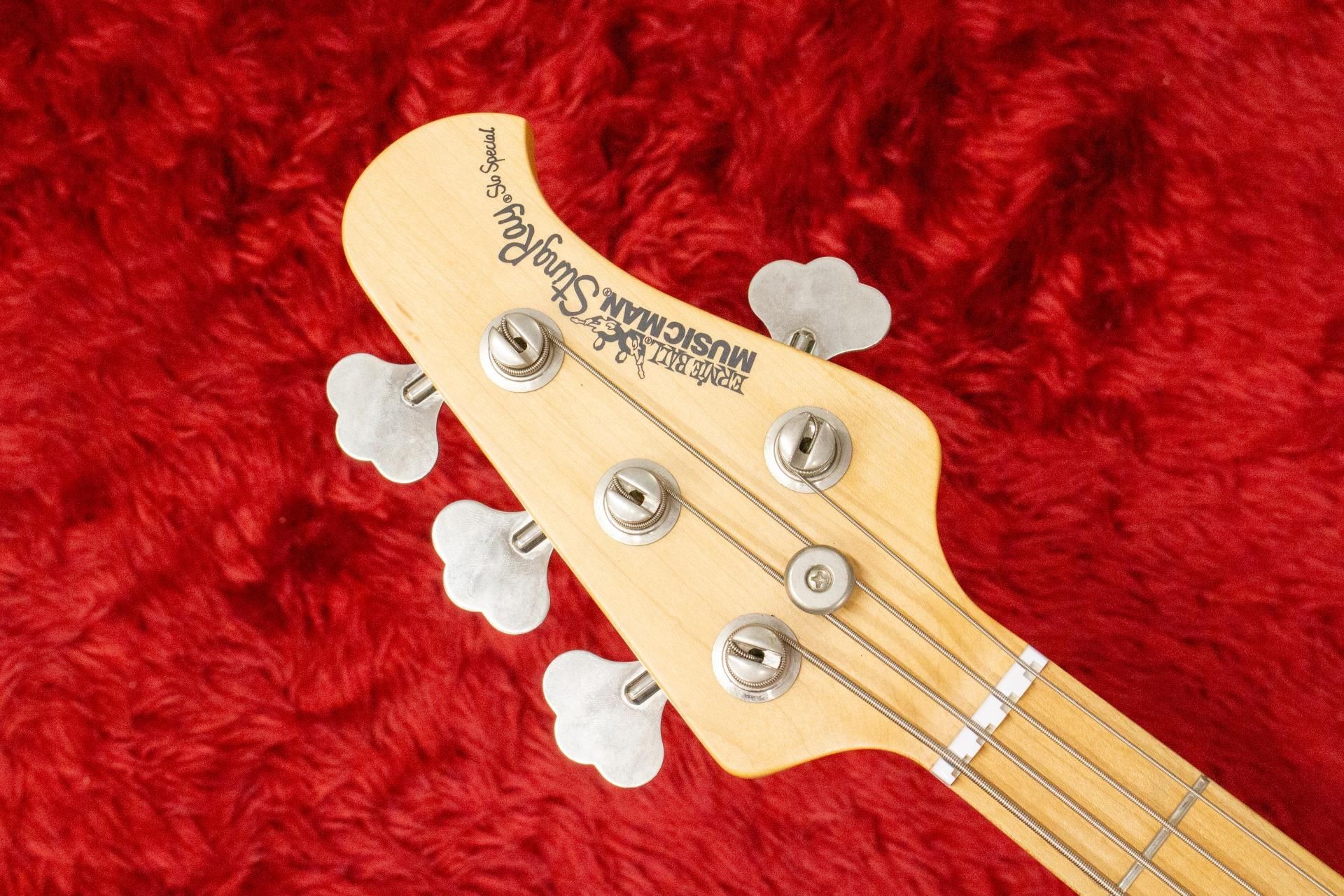Music Man StingRay Sloエレキベース ナチュラル Music Man StingRay Sloエレキベース ナチュラル STERLING by