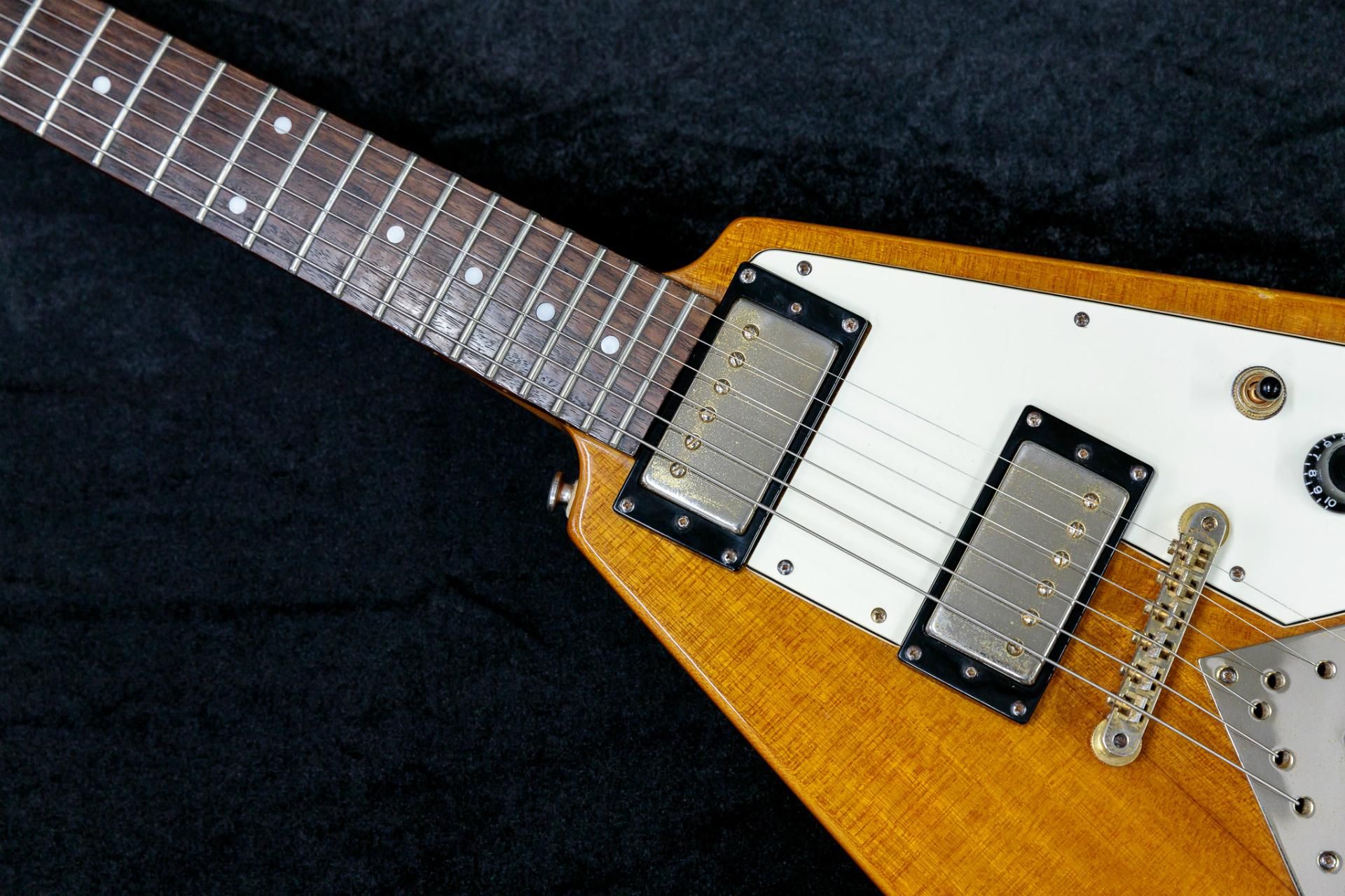 Epiphone korina Flying V 【ジャンク】 Amazon | Epiphone / 1958 Korina Flying V (White Pickguard