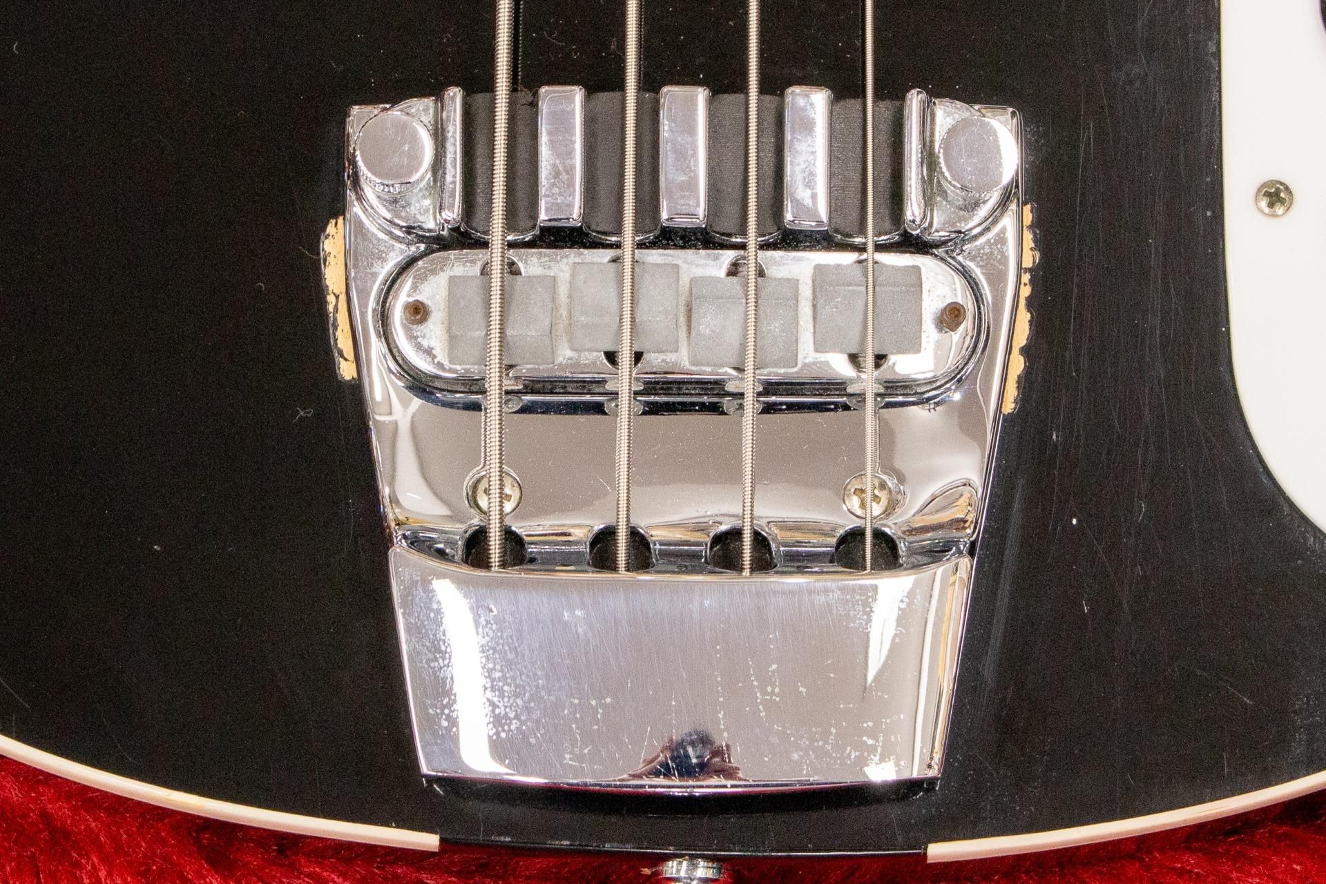 リッケンバッカー USA 4003 UB 617ブラック×ホワイト Rickenbacker 4003 Matte Black 【リッケンバッカー ベース