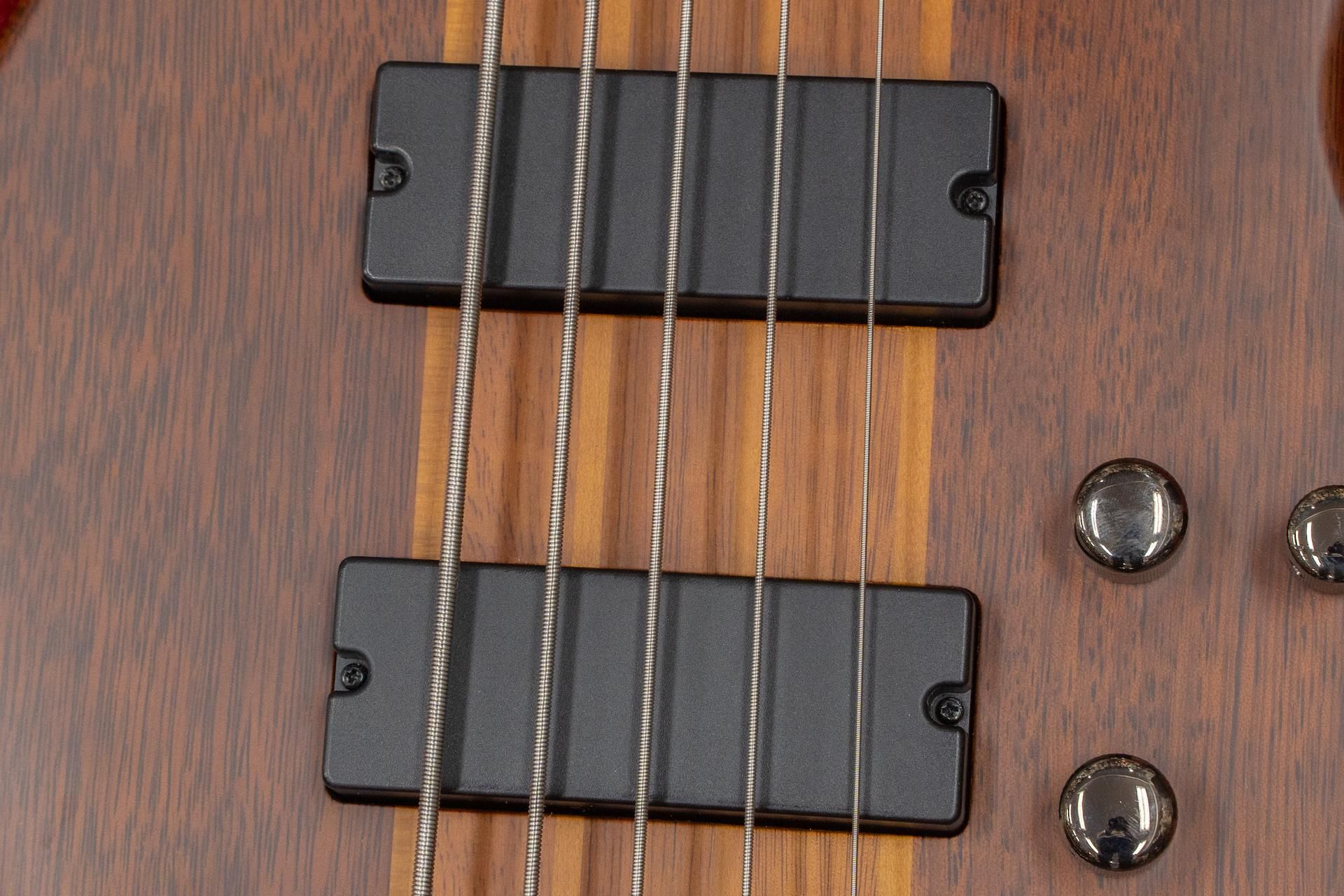 grassroots g-d5-80 5弦ベース 生産終了品 grassroots g-d5-80 5弦ベース 生産終了品 grassroots g-d5-80 5弦