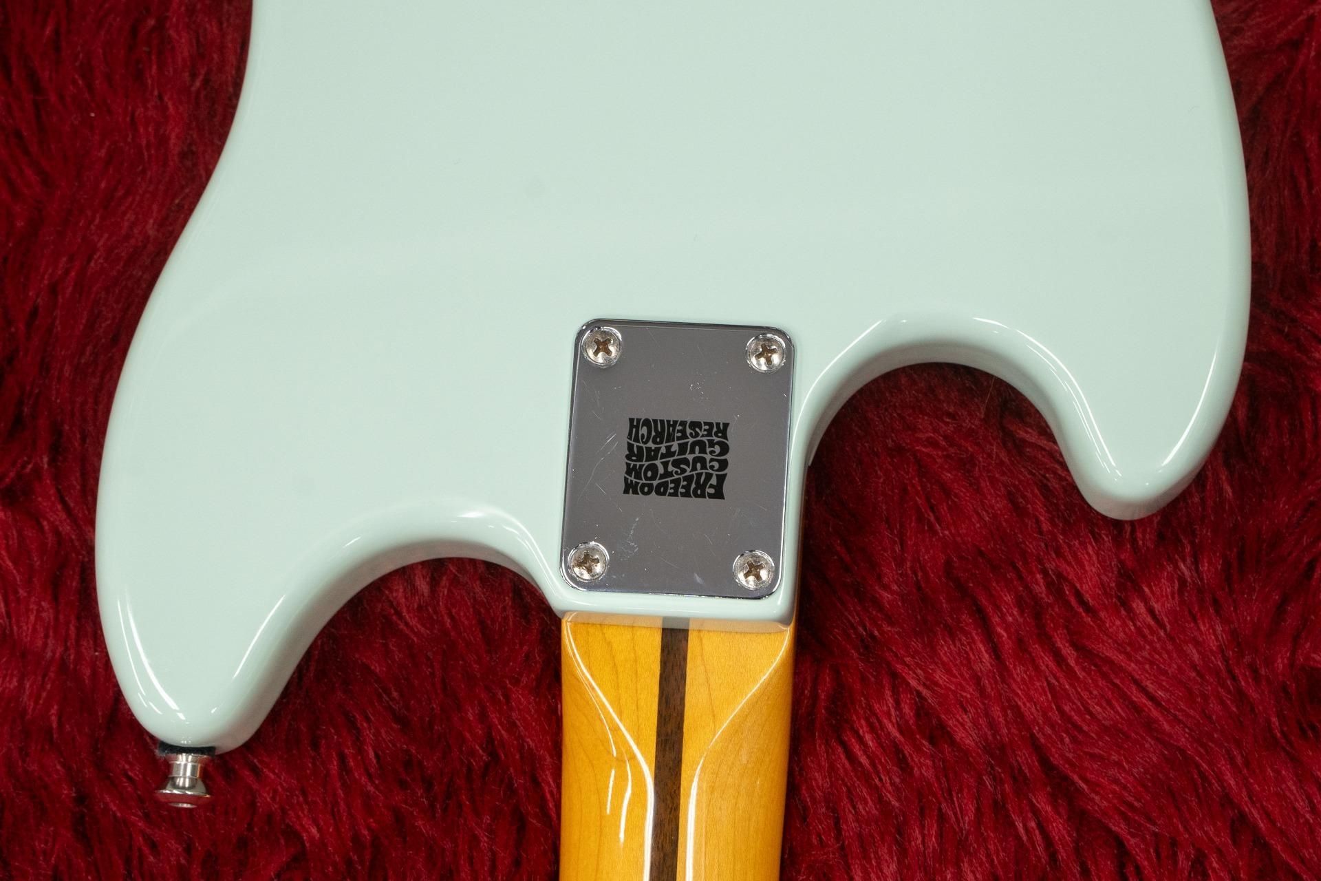 used】Squier / Classic Vibe 60s Mustang Bass Surf Green mod used】Squier / Classic Vibe 60s Mustang Bass Surf Green mod