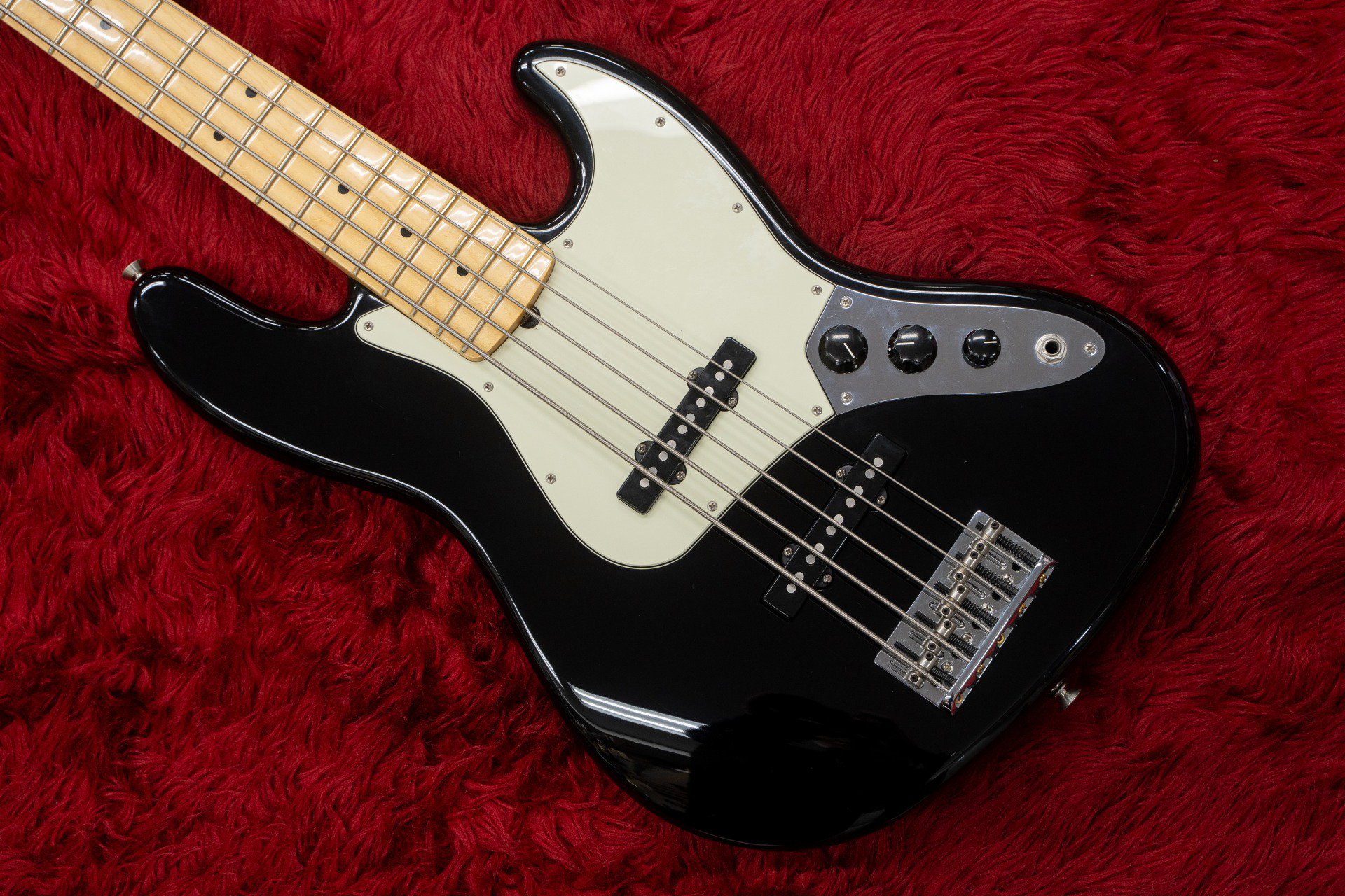 used】Fender / American Professional Jazz Bass V BLK #US17045987