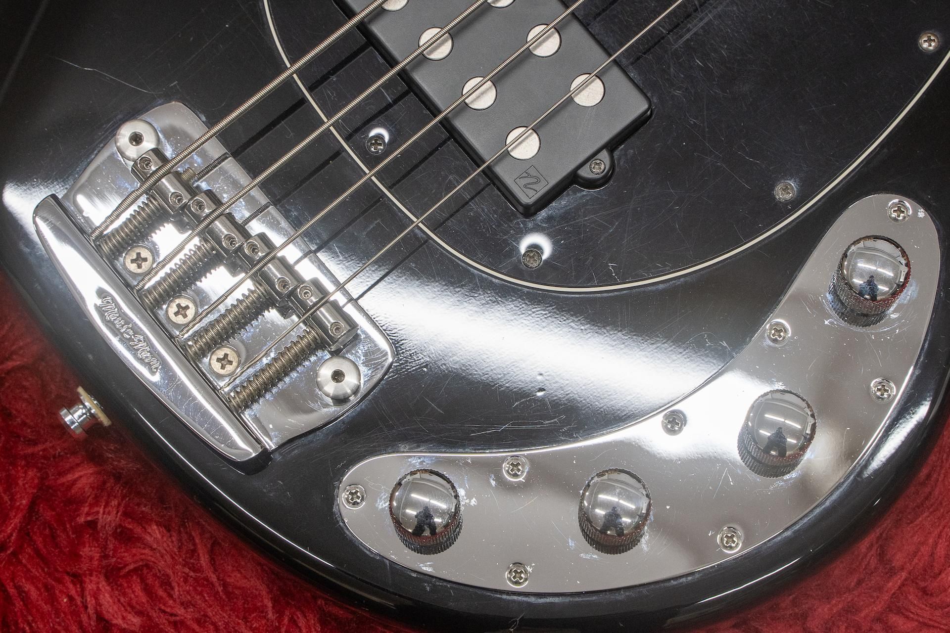 used】Ernie Ball Music Man / StingRay 1999 BLK #E06597 4.36