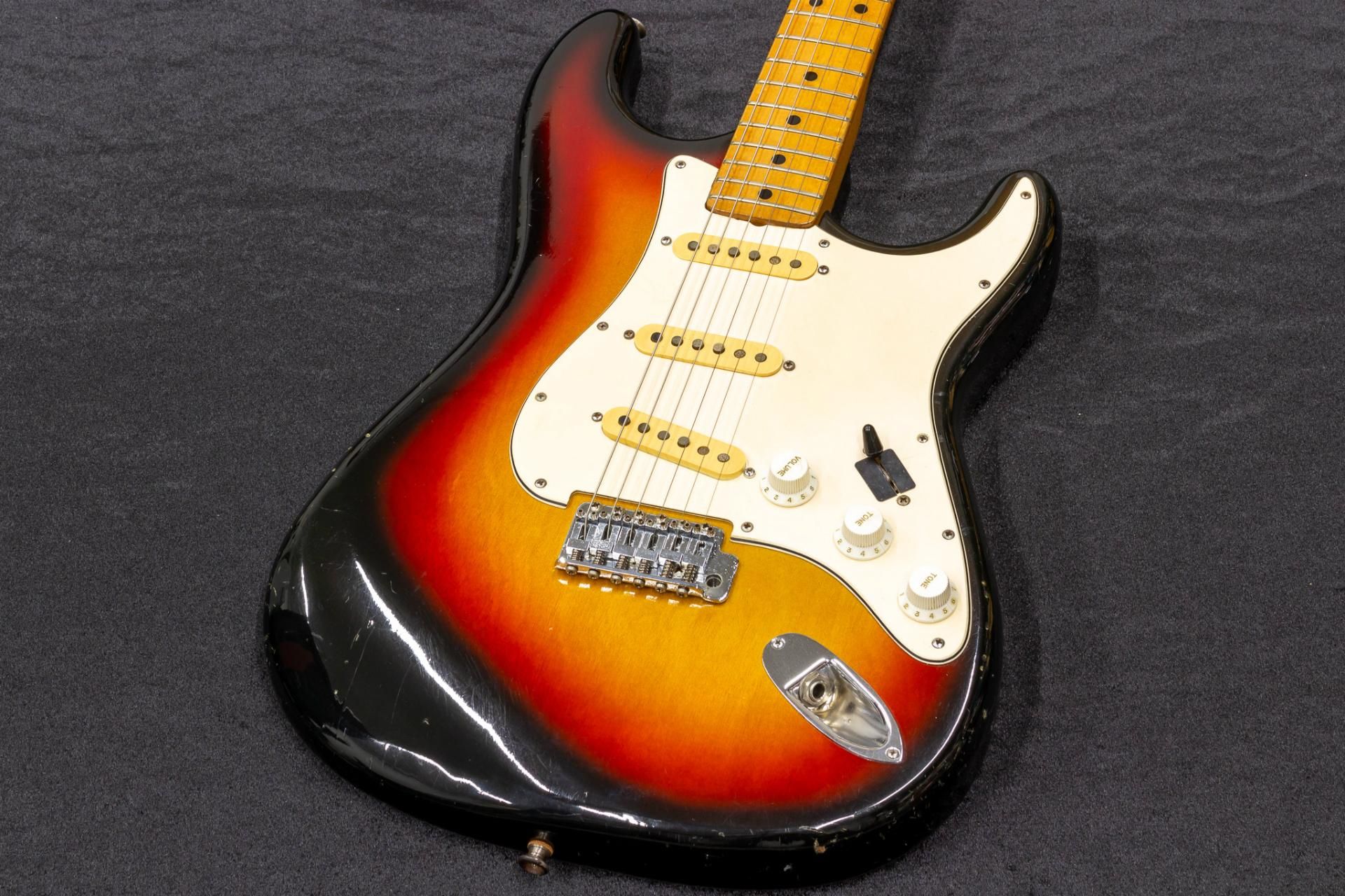 used】Fresher / Straighter FS-331 3.42kg【Guitar Shop TONIQ used】Fresher / Straighter FS-331 3.42kg【Guitar Shop TONIQ