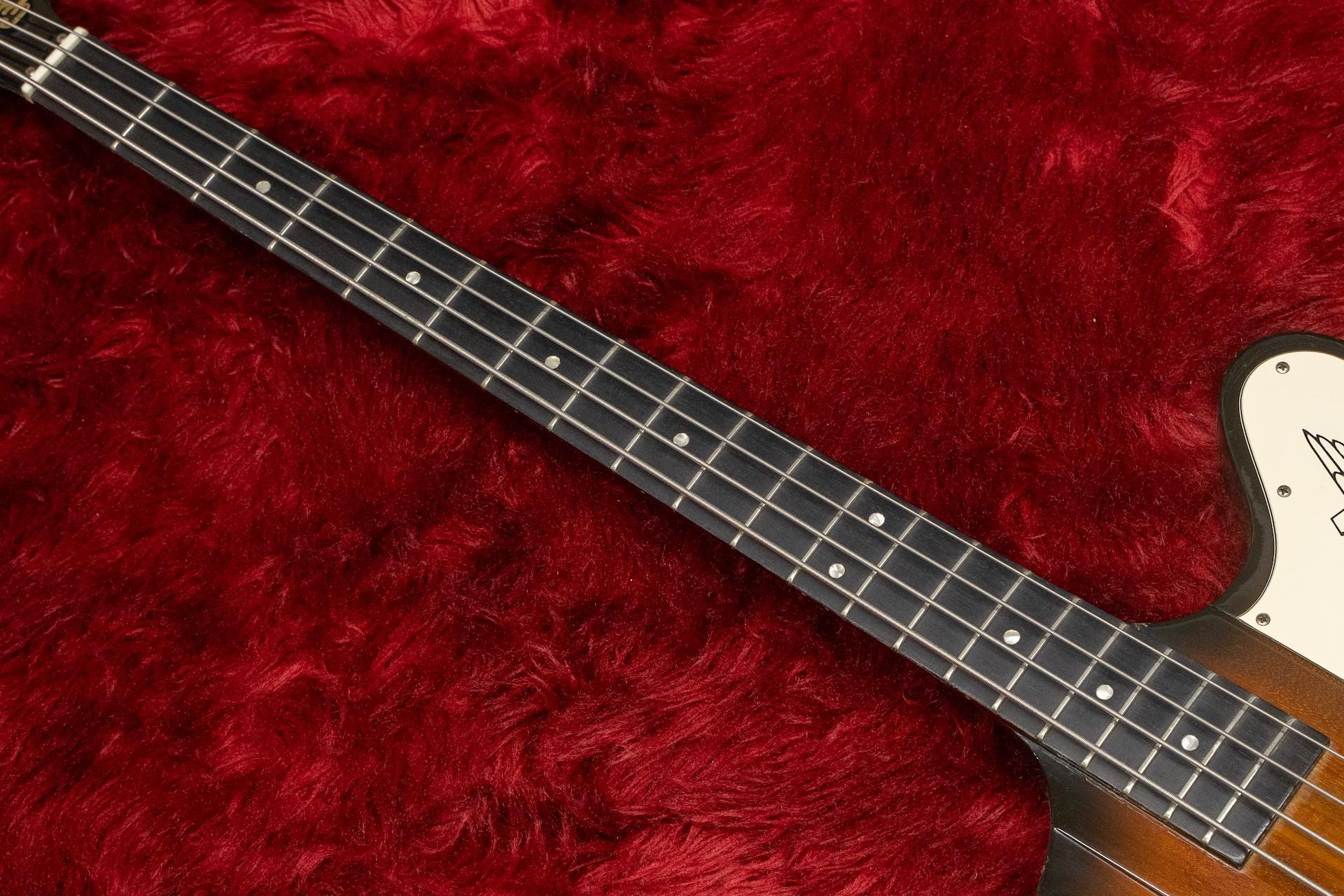 Gibson USA thunderbird IV 　カスタム 1976 Gibson Thunderbird IV “White” | Rumble Seat Music