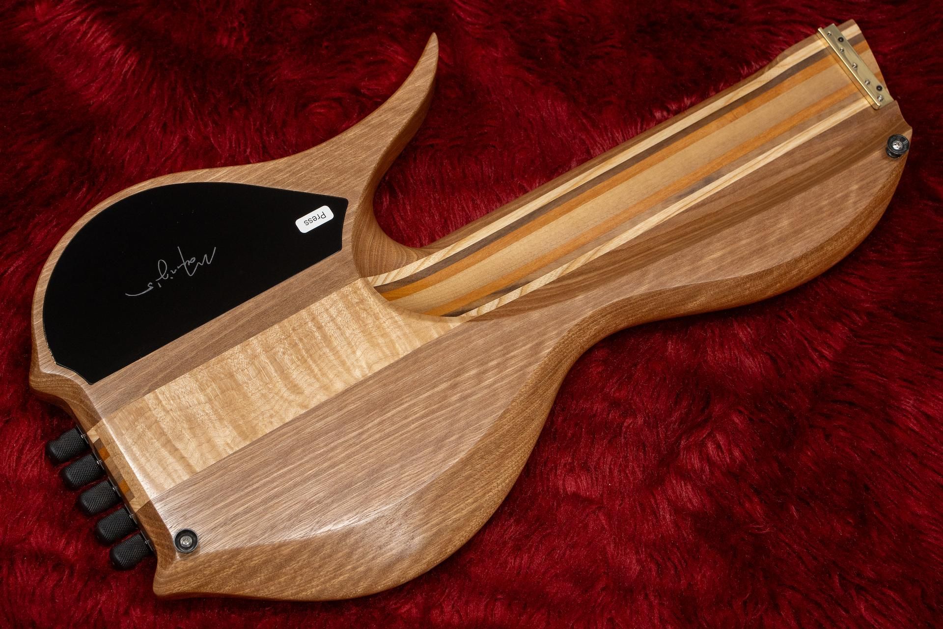 new】Maurizio Über Basses / Miezo 18/5 Flamed Nyato NT #M23101