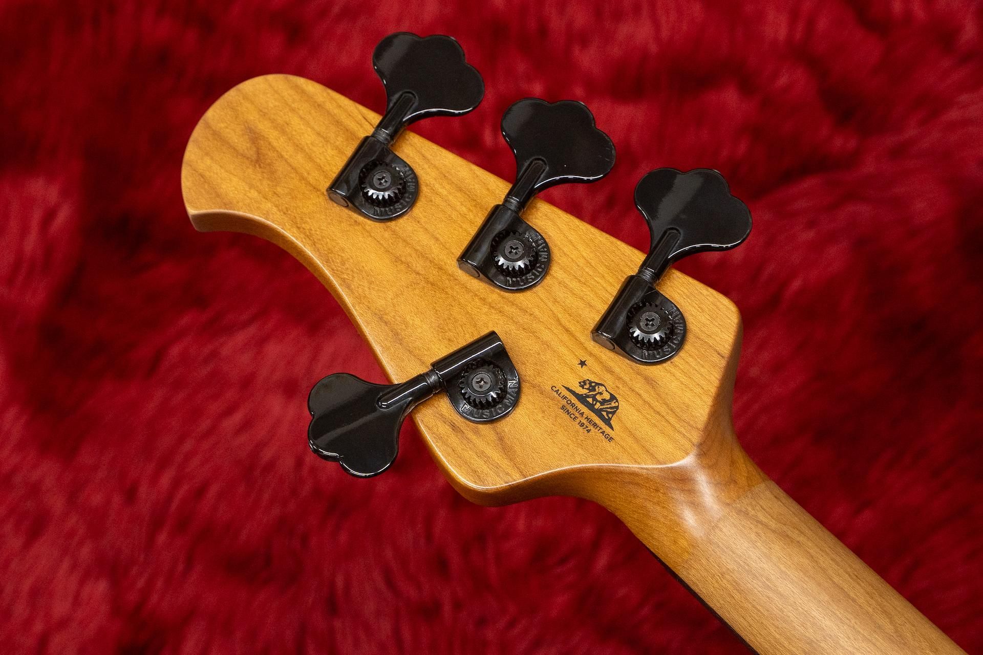 ベース Ernie Ball Music Man StingRay Ernie Ball Music Man StingRay Special Bass Guitar, Maple FB