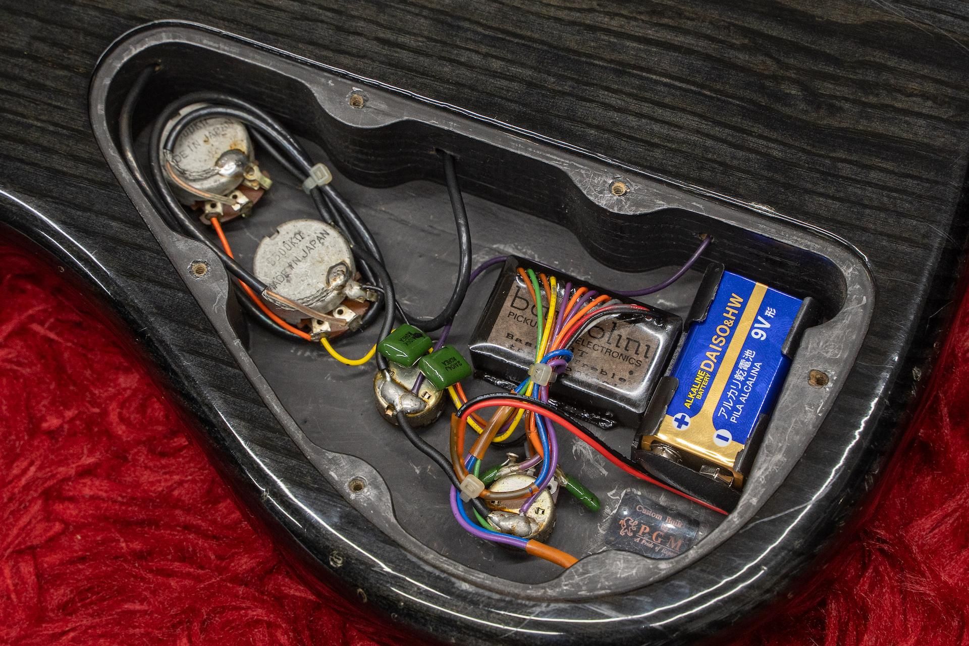 Guyatone グヤトーン ZIP BASS 100 ベースアンプ 80W 50/60Hz