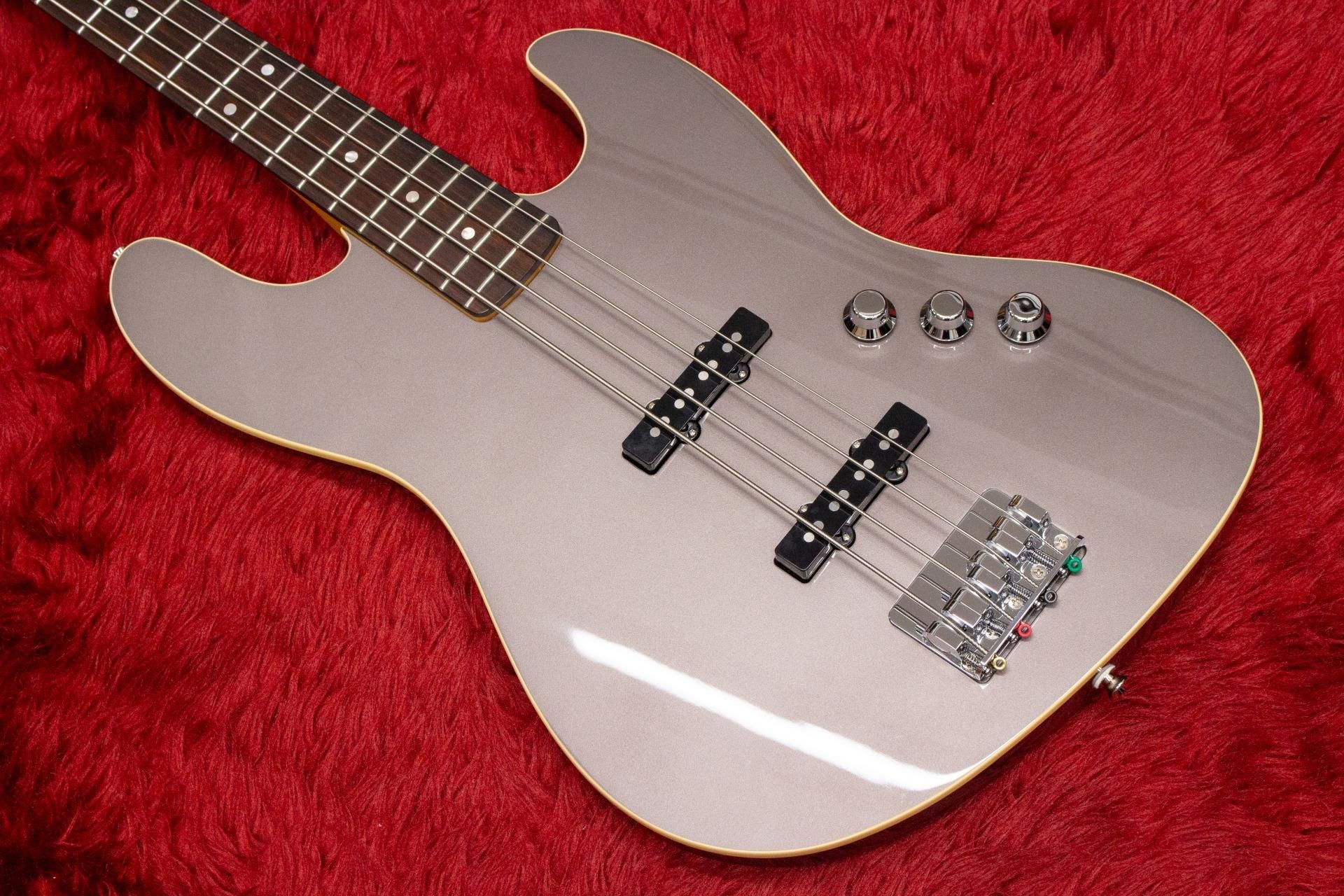 used】Fender / Aerodyne Special Jazz Bass RW Dolphin Gray used】Fender / Aerodyne Special Jazz Bass RW Dolphin Gray