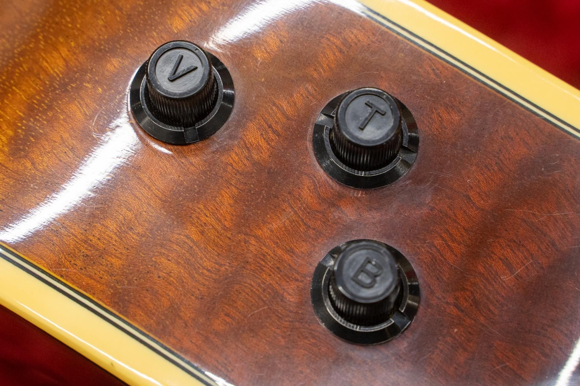 すぐ使える超美品 YAMAHA APX-500FMOVS クリーニング・整備済み すぐ使える超美品 YAMAHA APX-500FMOVS クリーニング・整備済み