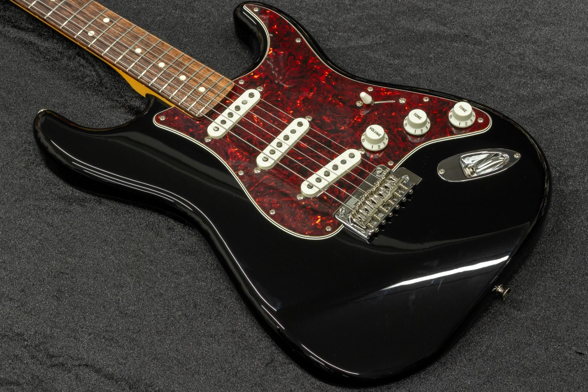 used】Fender / Made in Japan Hybrid II Stratocaster BLK used】Fender / Made in Japan Hybrid II Stratocaster BLK