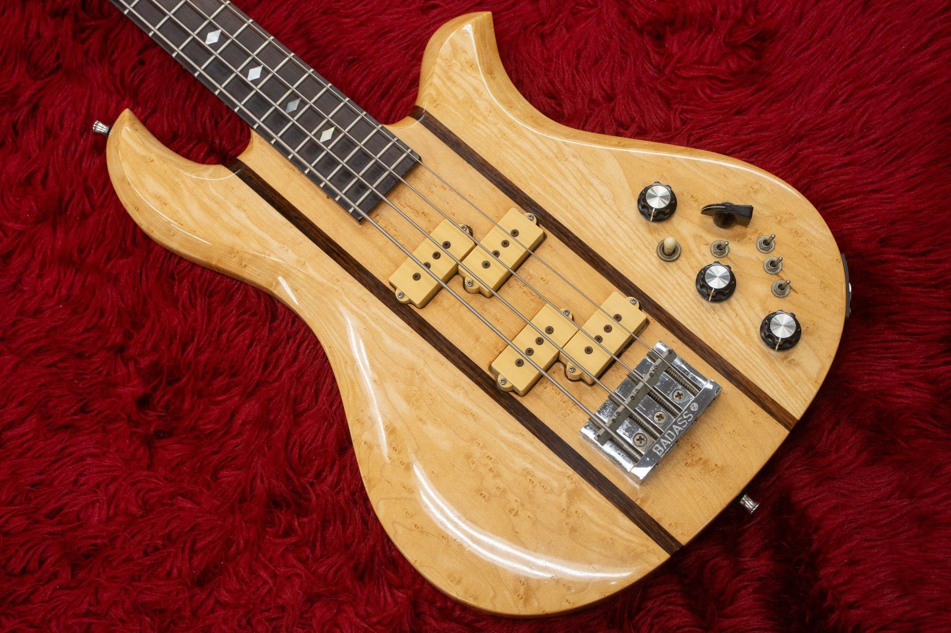 used】B.C.Rich / Eagle Bass Maple 1980s 4.535kg #83103【委託 used】B.C.Rich / Eagle Bass Maple 1980s 4.535kg #83103【委託