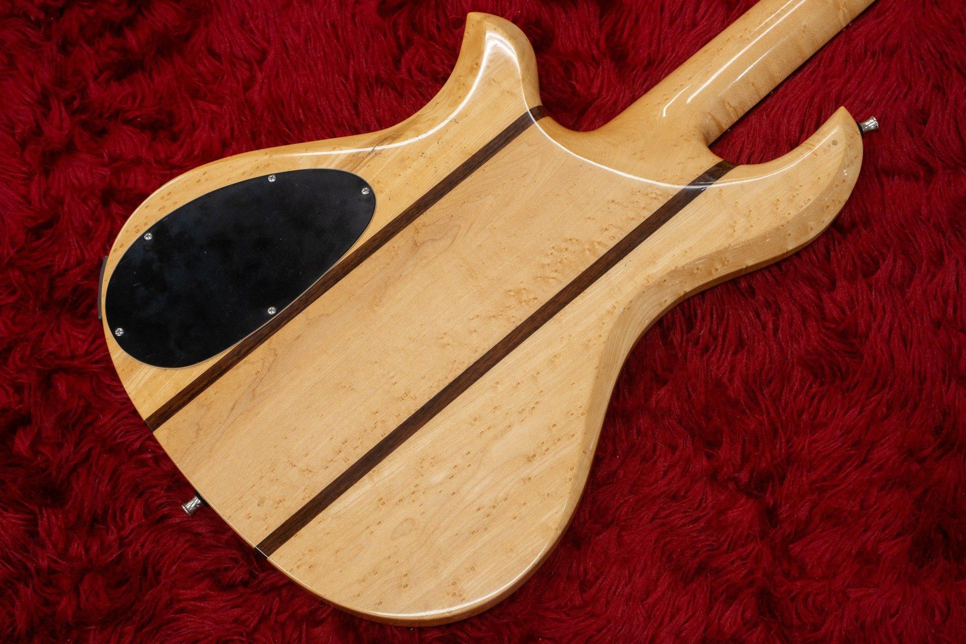 used】B.C.Rich / Eagle Bass Maple 1980s 4.535kg #83103【委託