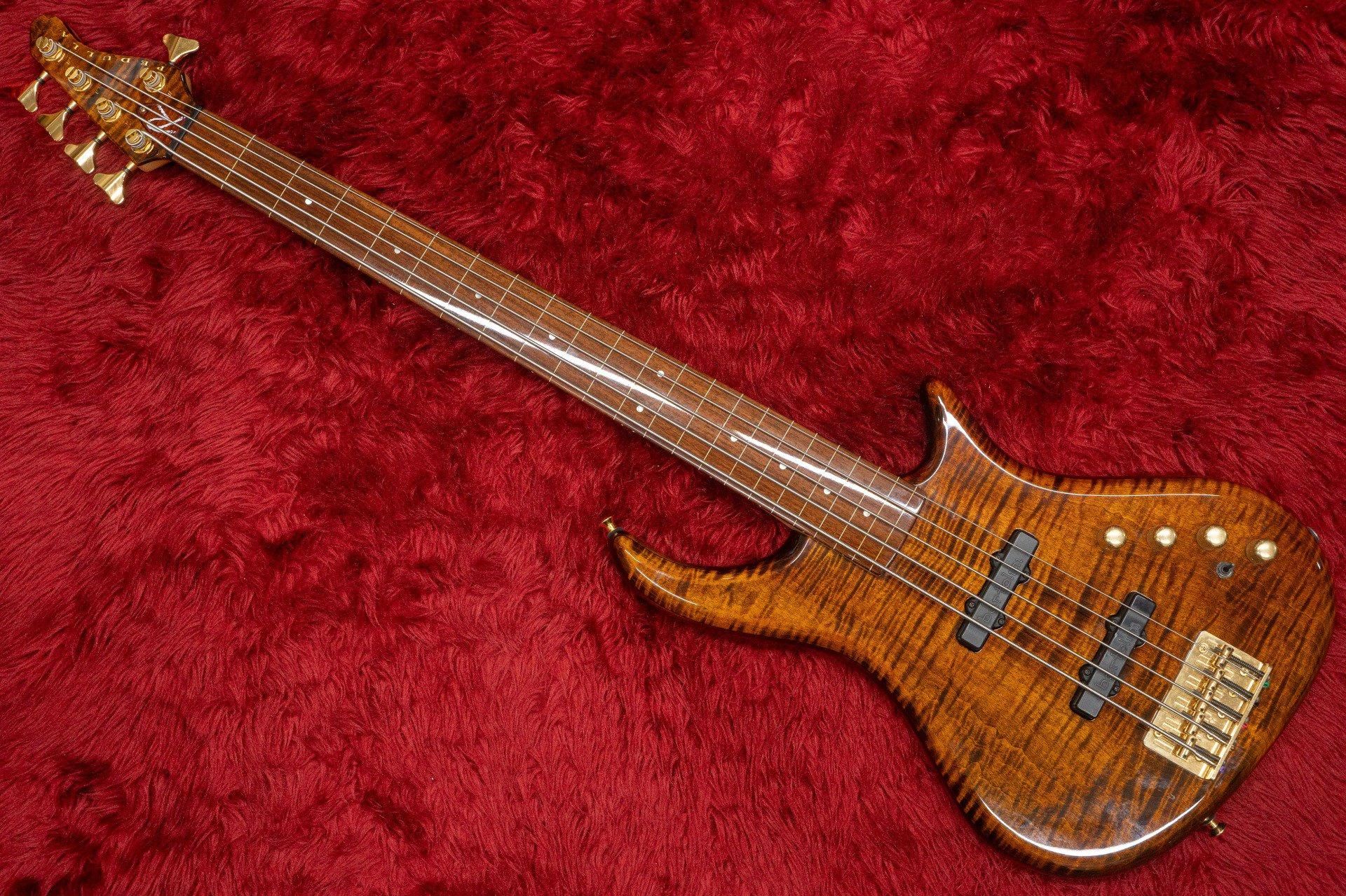 E.W.S. BASS LBD 非売品 E.W.S. BMC Bass Mid Control 買取りました。デジマートにて