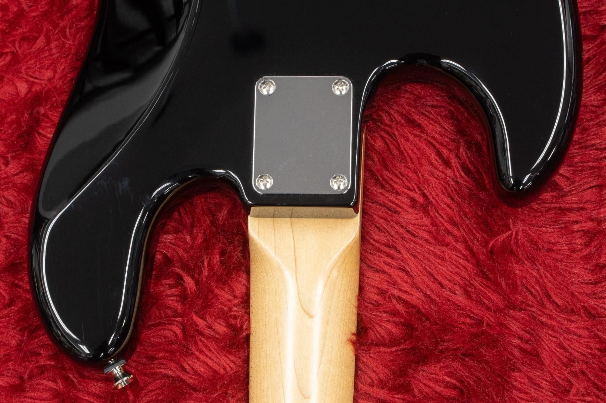 new】Freedom Custom Guitar Research / C.S. R.S. JB/BLK 4.185 new】Freedom Custom Guitar Research / C.S. R.S. JB/BLK 4.185